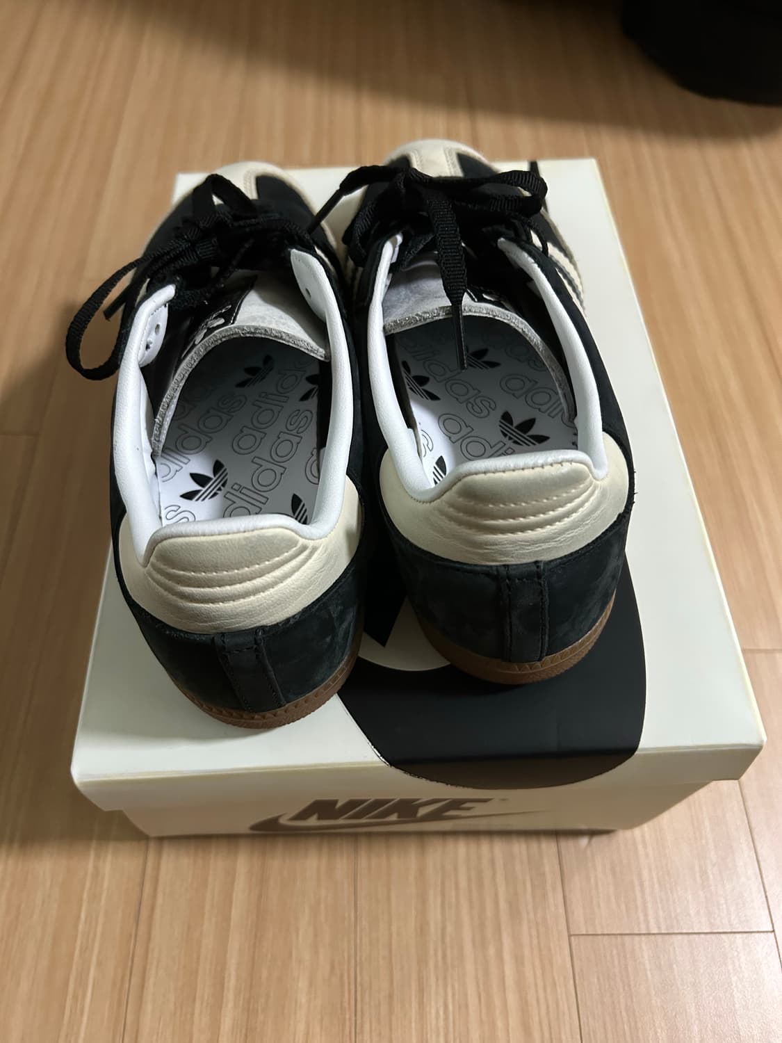 당일배송) (W) 아디다스 삼바 OG 코어 블랙 원더 화이트 상품이미지3