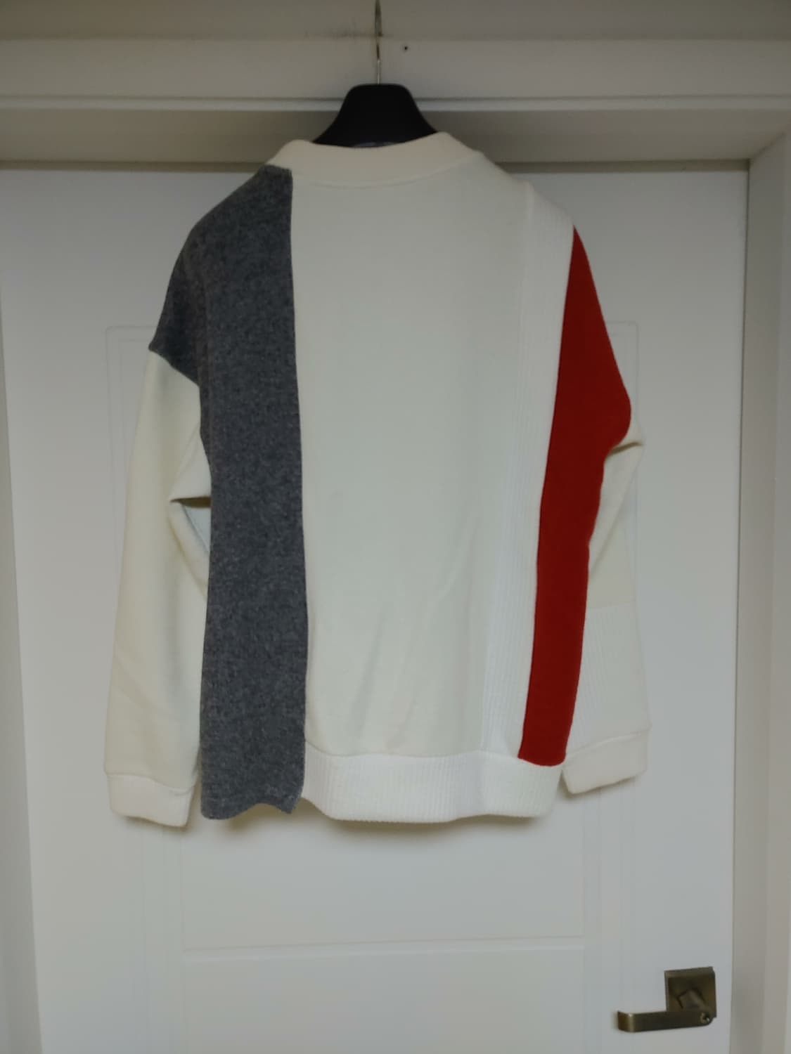 시스템옴므 니트 맨투맨 팝니다 상품이미지5