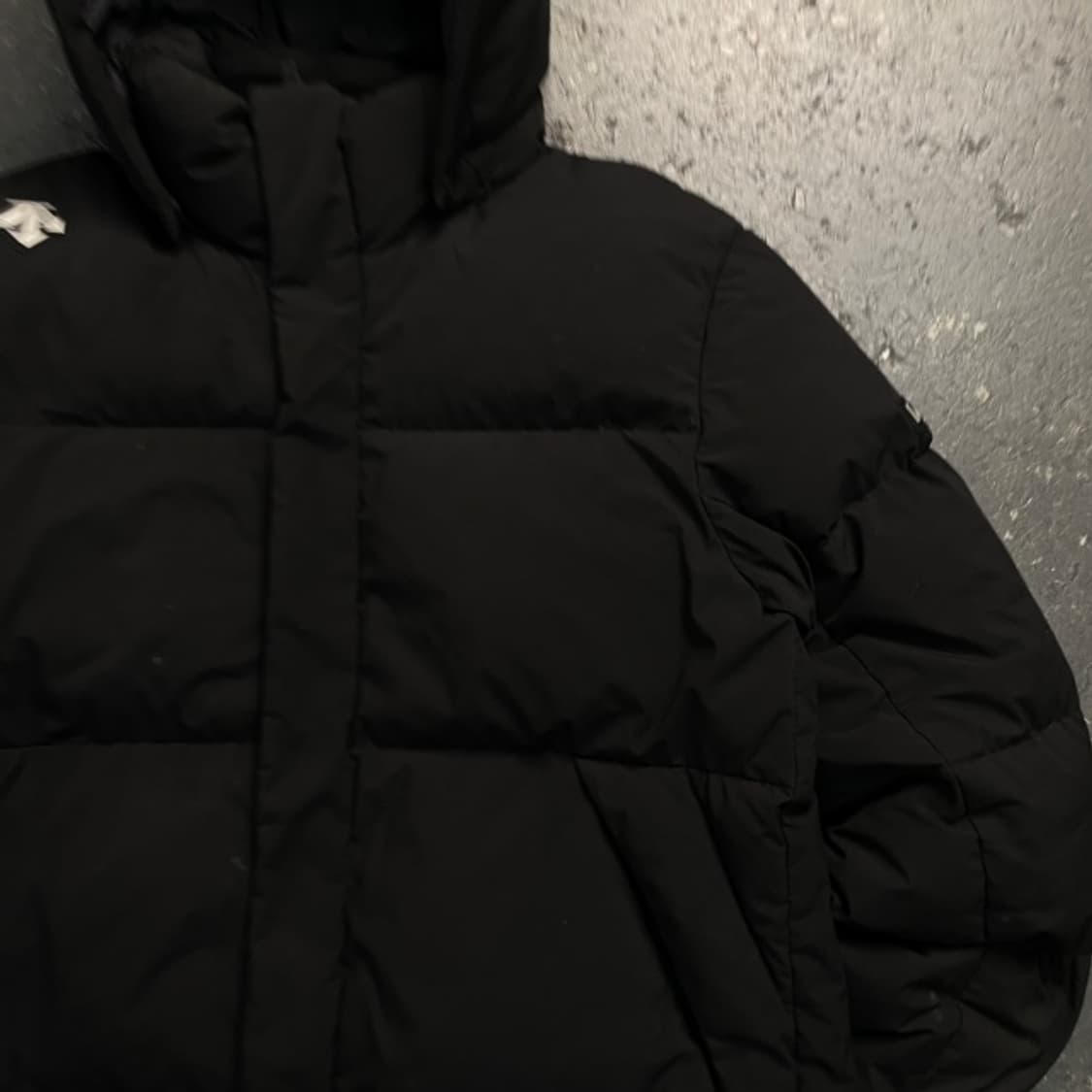 100 데상트 패딩  상품이미지2