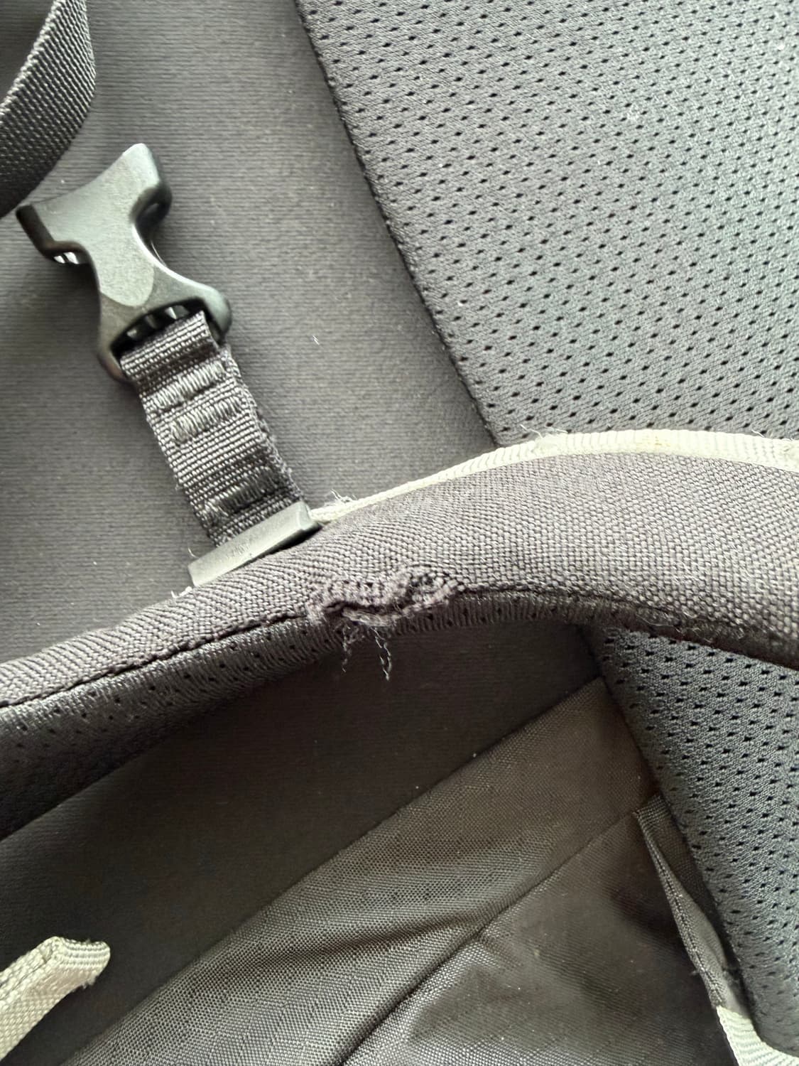 아크테릭스 알트라 48 백팩 블랙 상품이미지7