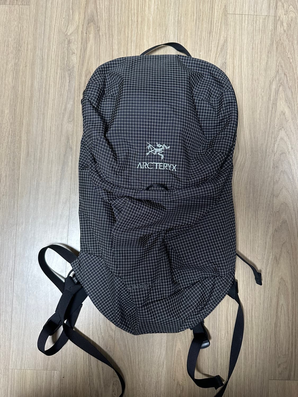 Arc’teryx(아크테릭스) 컨실15 백팩 블랙 상품이미지1