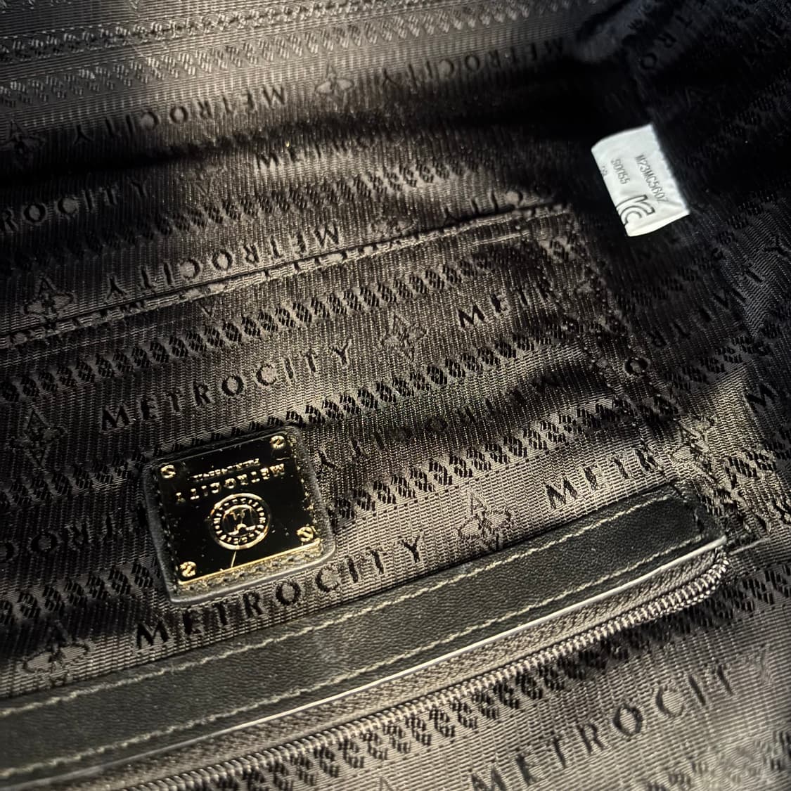 정품 메트로시티 투웨이 태슬 토트백     상품이미지9