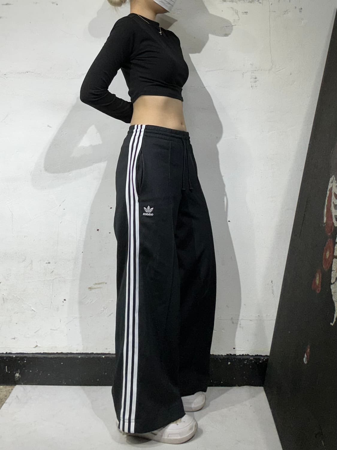 아디다스 블랙 와이드 치마바지 하카마 발렌시아가 핏 추리닝 트랙 팬츠 M 상품이미지1