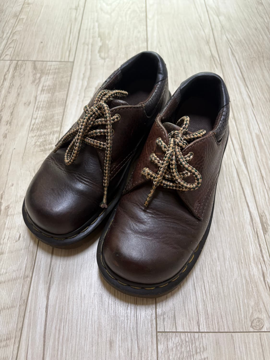 닥터마틴 프란체스카 브라운 230 상품이미지1