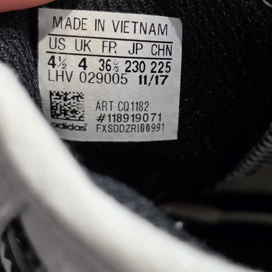 2q-17:아디다스 오리지널스 캔버스 로우 스니커즈(230mm)-상태굿 상품이미지10