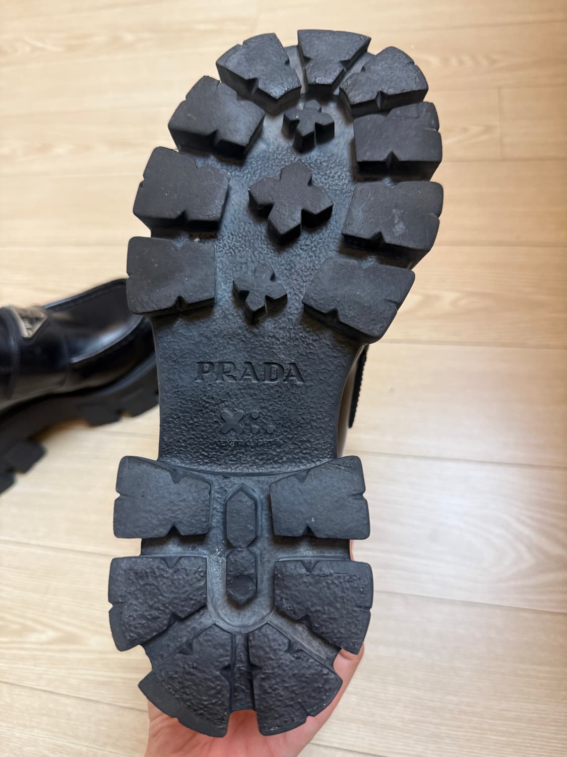 프라다 모놀리스 36 상품이미지2