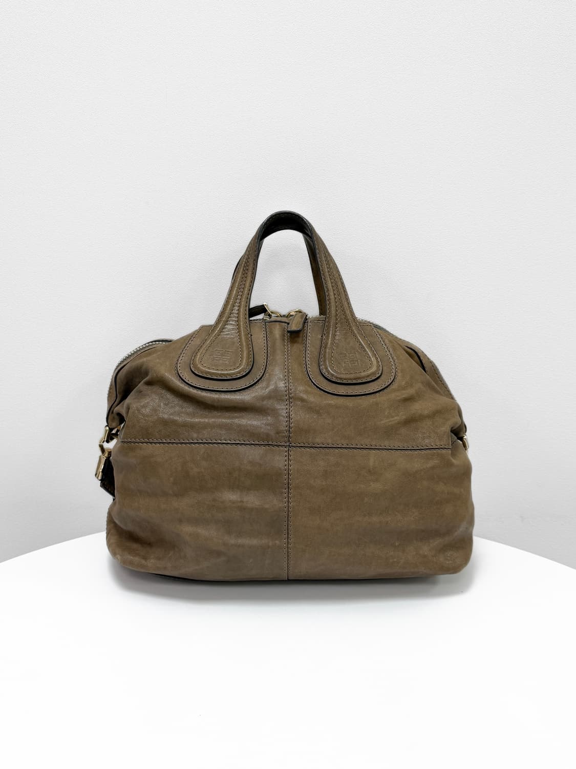 지방시 나이팅게일 레더 토트백 상품이미지2