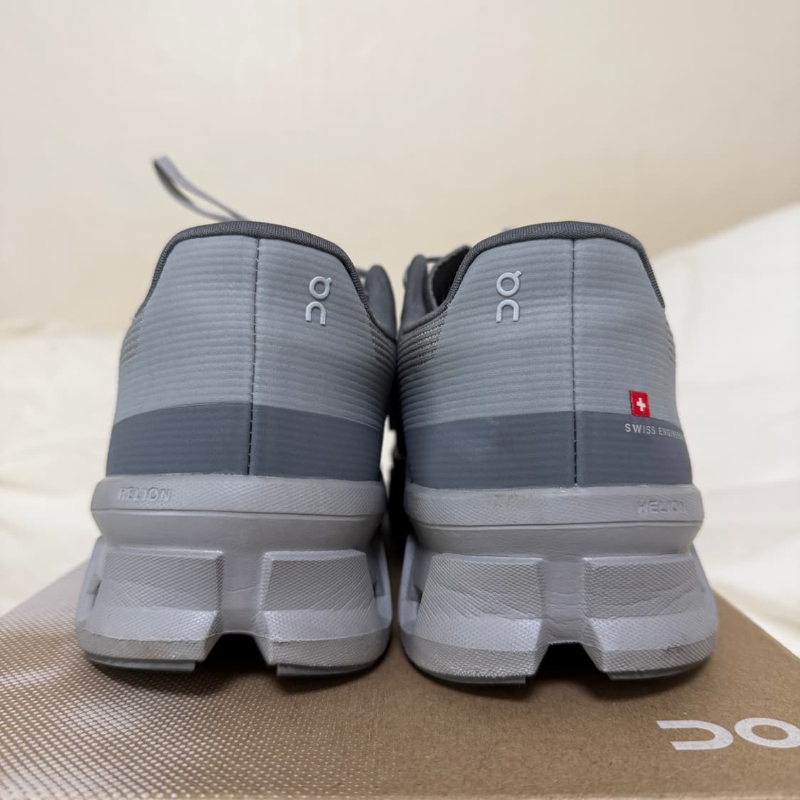 온러닝 클라우드몬스터 보이드 EU44 상품이미지2