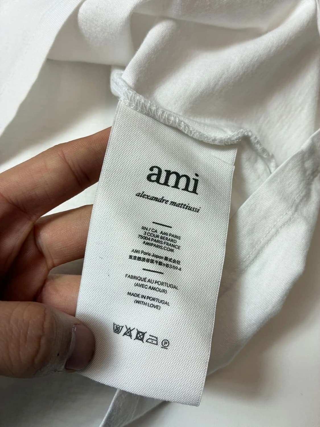 아미 AMI 스몰 하트 로고 코튼 반팔 티셔츠 PN9695 상품이미지8