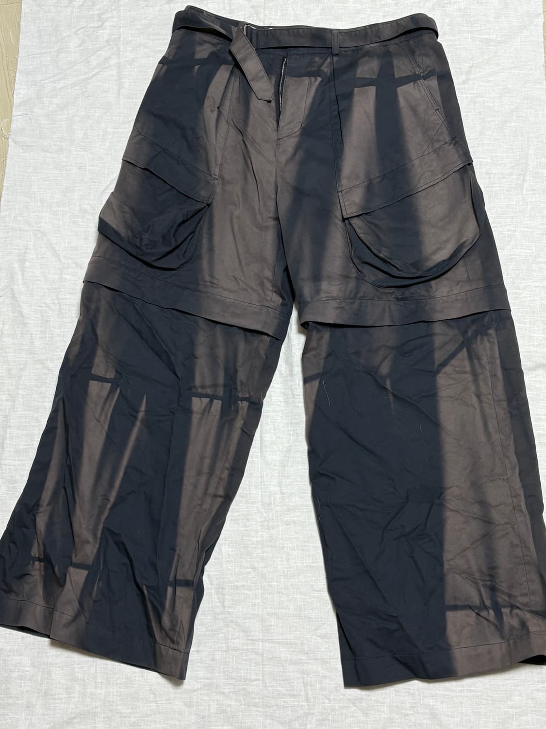 지용킴 24ss DETACHABLE 카고 팬츠 팝니다 상품이미지4