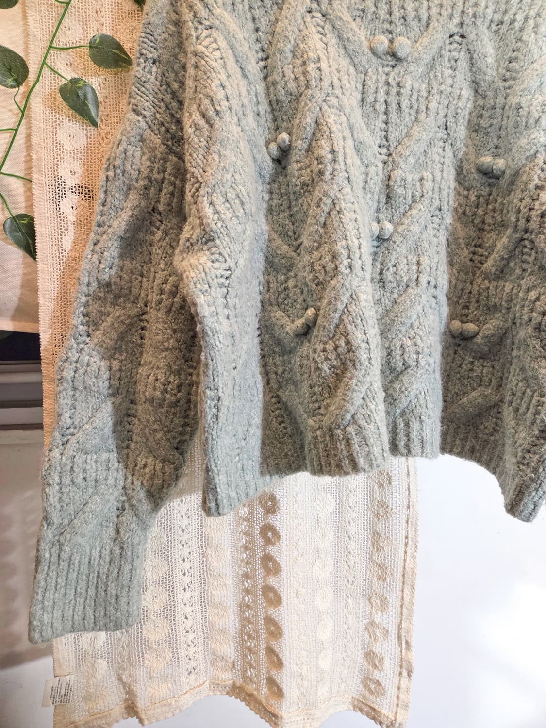 sm2 폼폼 짜임 니트 상품이미지3