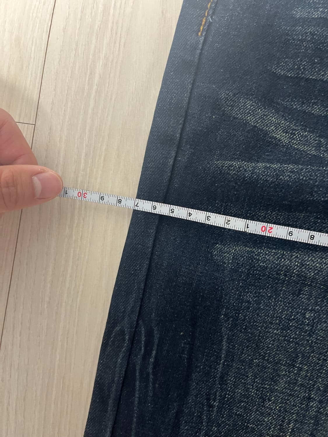 리바이스 다크워싱 레귤러 일자 데님 (32-33 / 총장 109) 상품이미지5