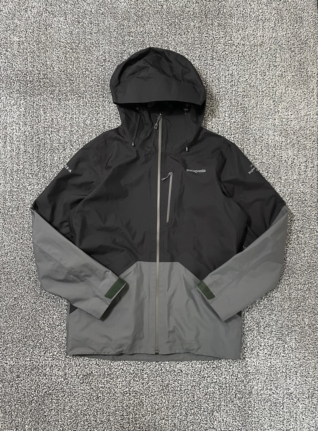 빈티지9. (새상품) 파타고니아 스노우샷 자켓 바람막이 점퍼 블랙 그레이 상품이미지1