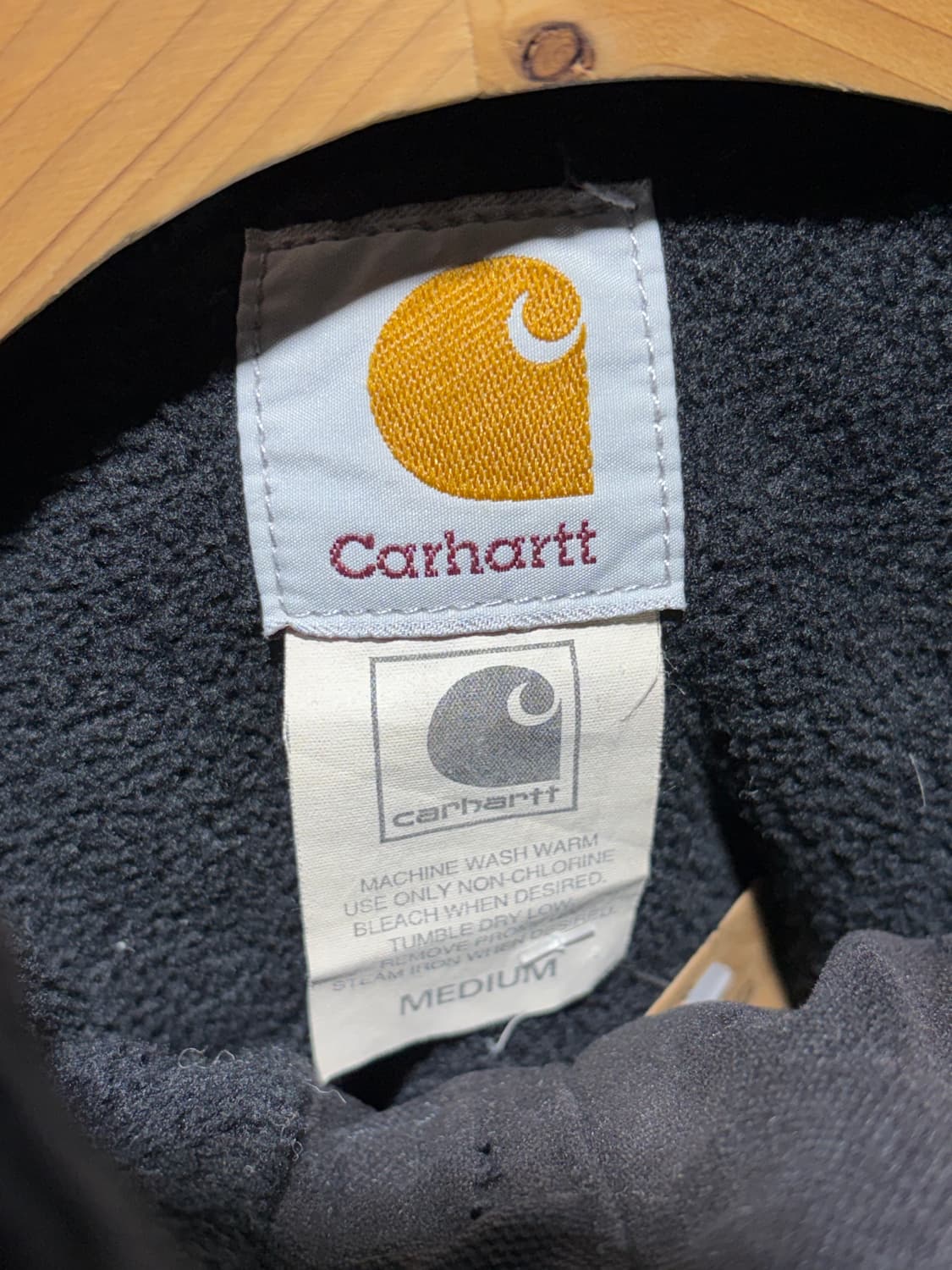M Carhartt 칼하트 스펠링 하이넥 블랙 야상 상품이미지5