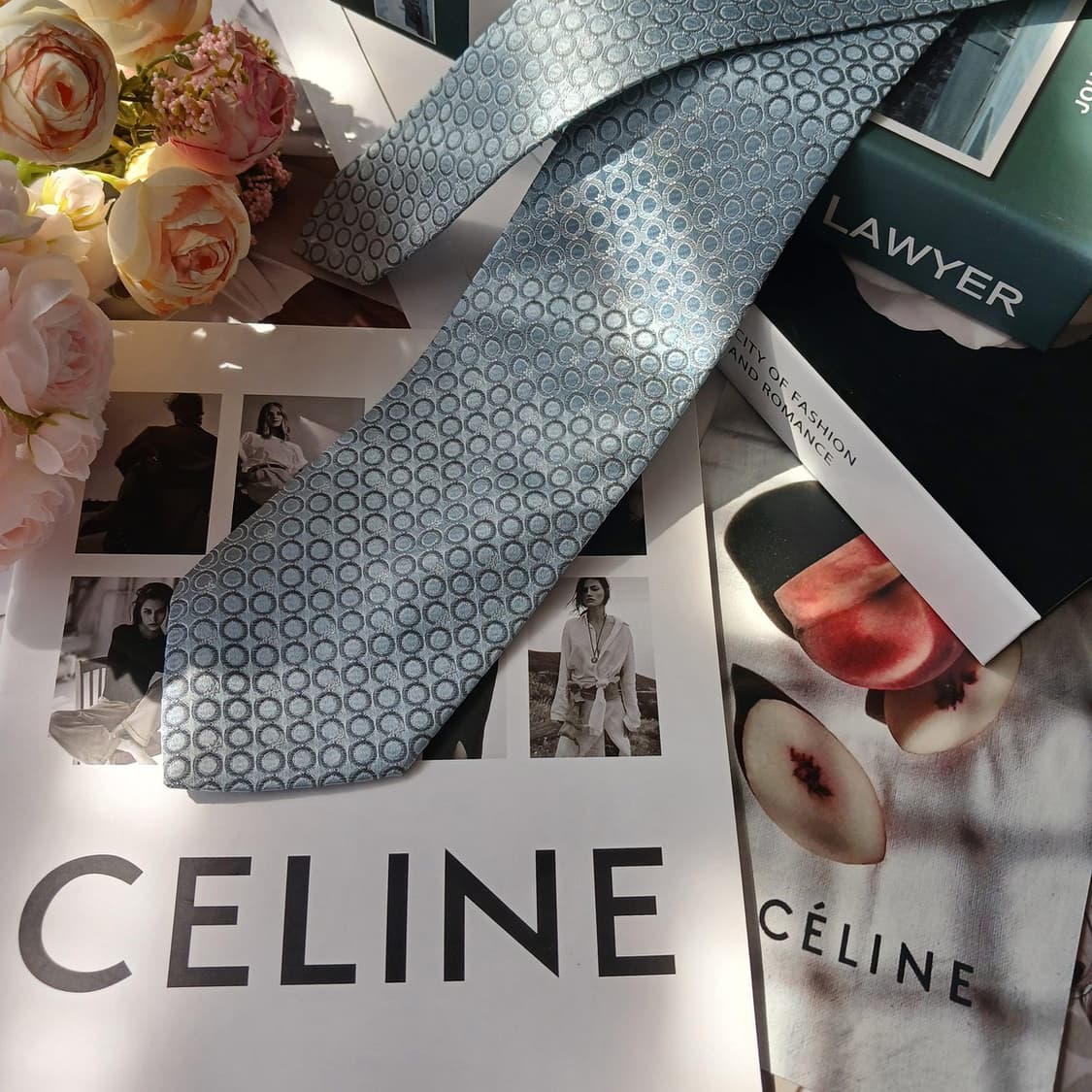 셀린느 실크 블루 트리오페 패턴 넥타이 8.9cm A+등급 E894
 상품이미지3