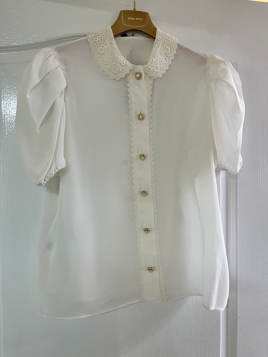 미우미우 레이스 카라 블라우스 화이트 40 새상품 상품이미지1