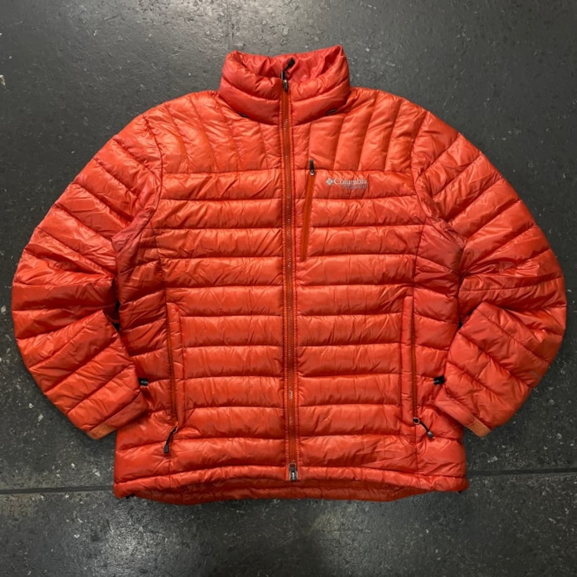 105 콜럼비아 경량패딩 상품이미지1