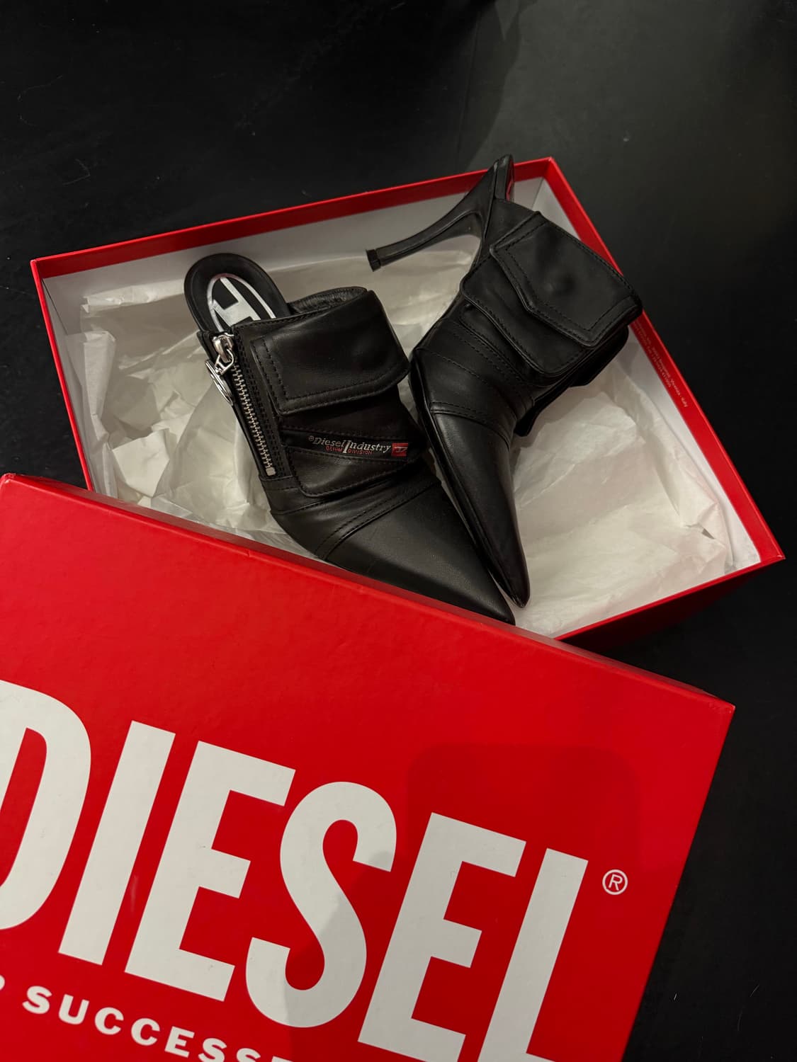 Diesel D-Logo Zip Heeled Mule 상품이미지1