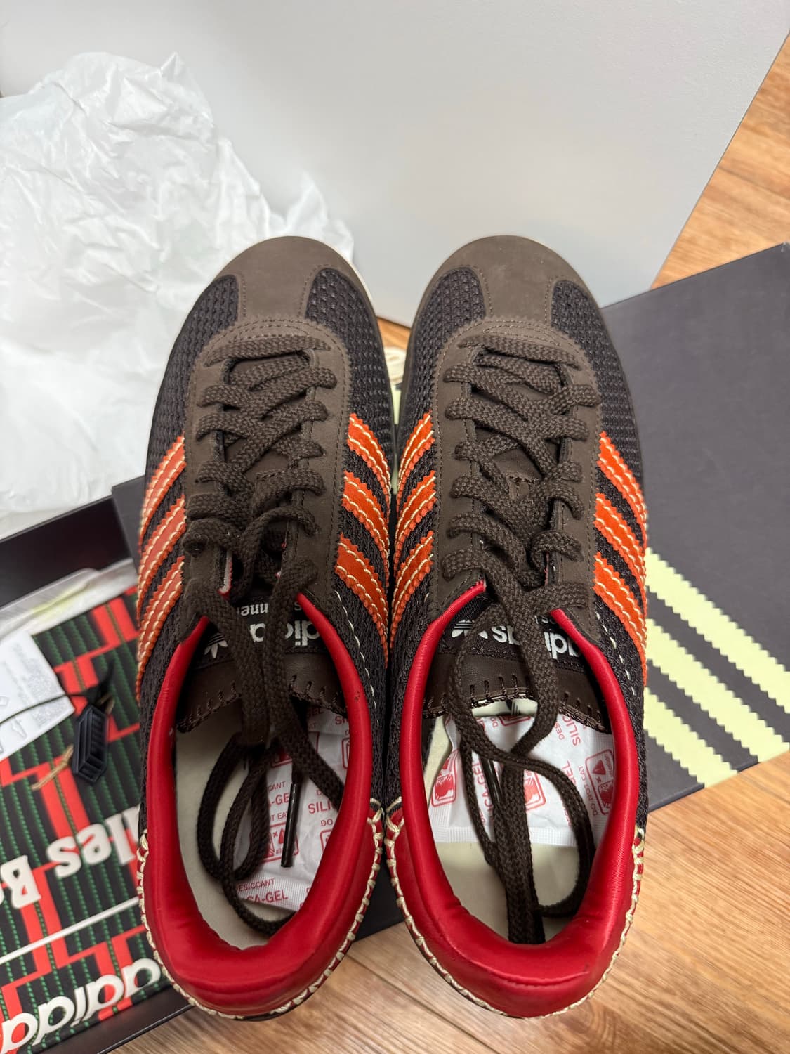 아디다스 웨일스보너 SL72 니트 브라운 265 상품이미지1