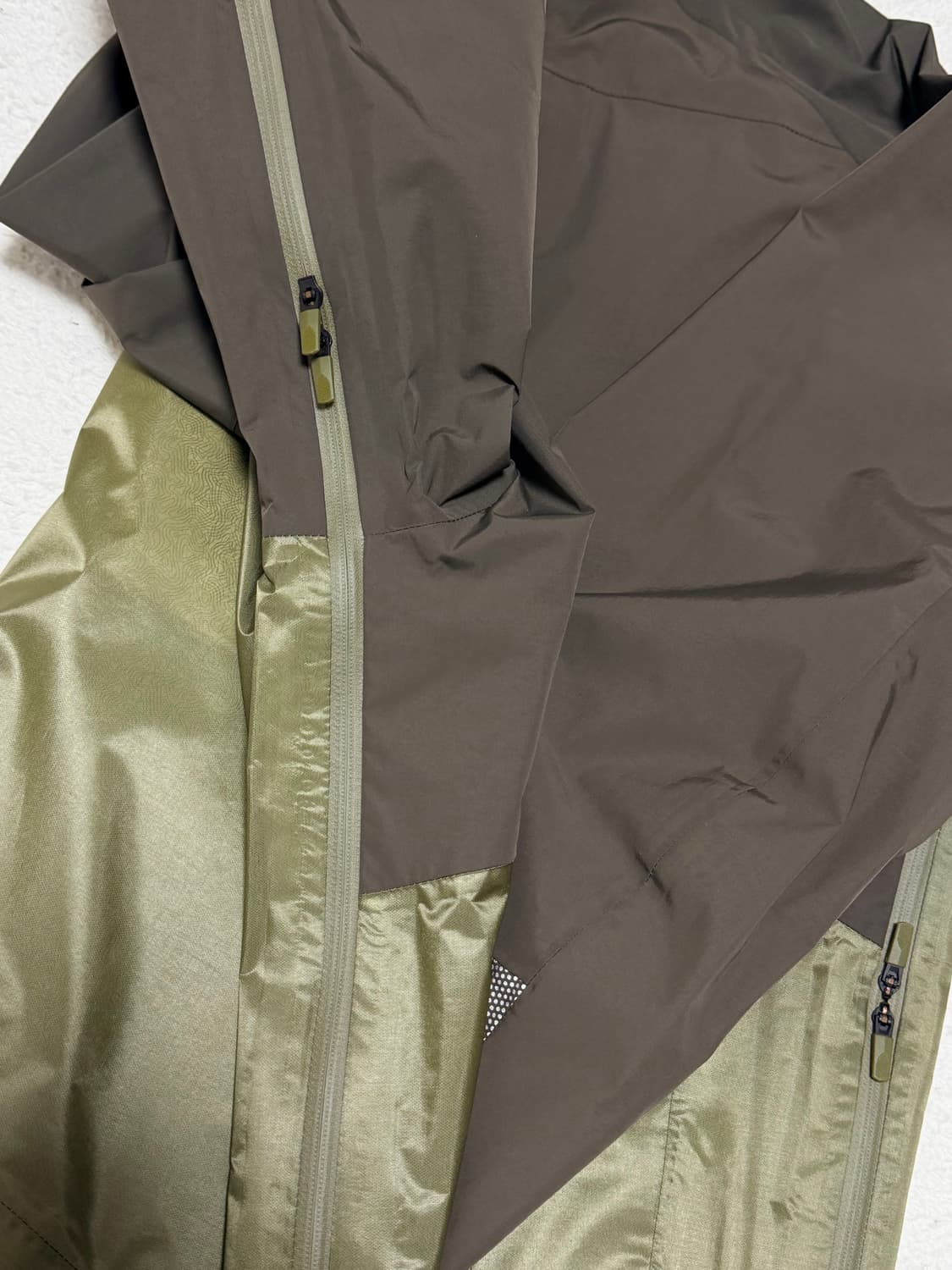 앤드 원더 x 아디다스 테렉스 콜라보 레인 코트 카키 L 상품이미지8