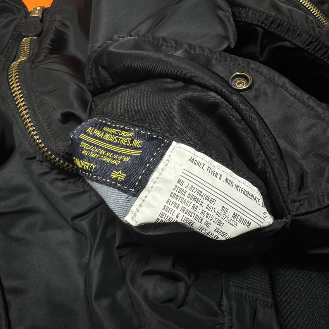 알파인더스트리 블랙컬러 72890 나일론 MA-1 플라이트 자켓 상품이미지4