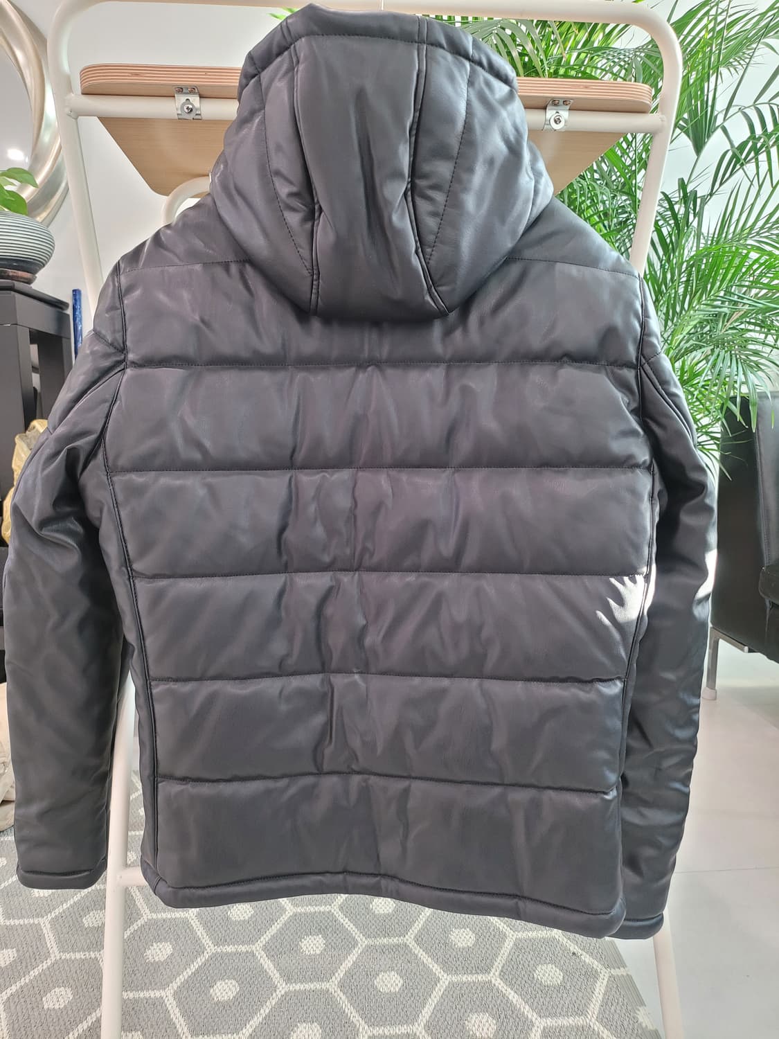 새상품 xl 자라 ZARA 가죽 후드 패딩 상품이미지2