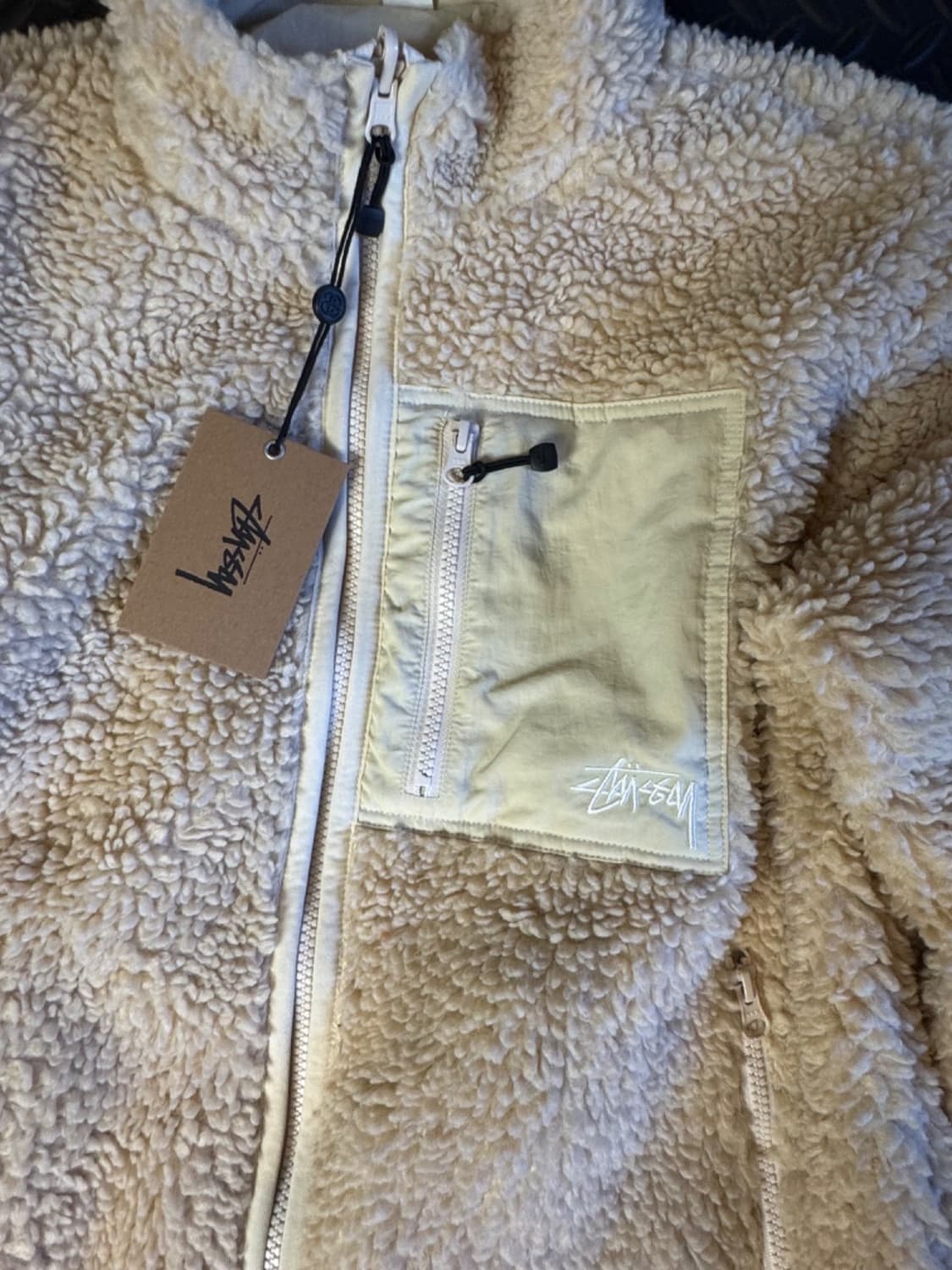 스투시의 쉐르파 리버서블 자켓 내추럴 상품이미지2