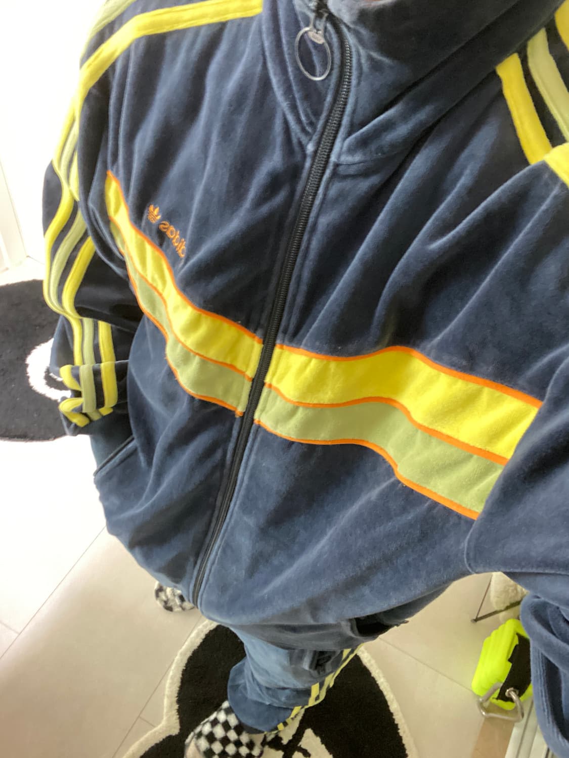 아디다스 오리지널 벨벳 트레이닝복 세트 L 상품이미지3