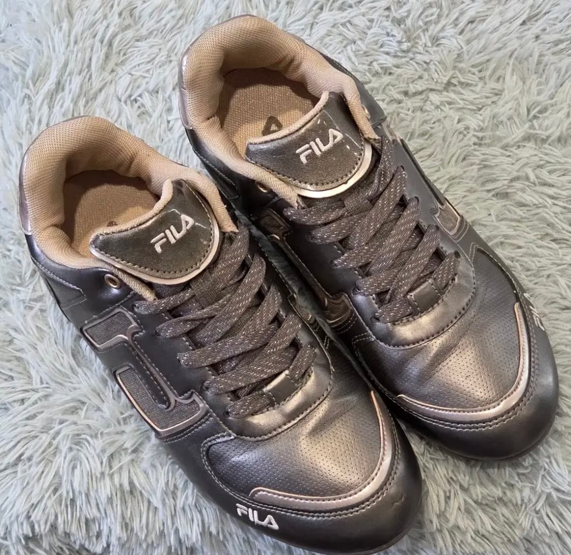 휠라 메탈릭 스니커즈 상품이미지3