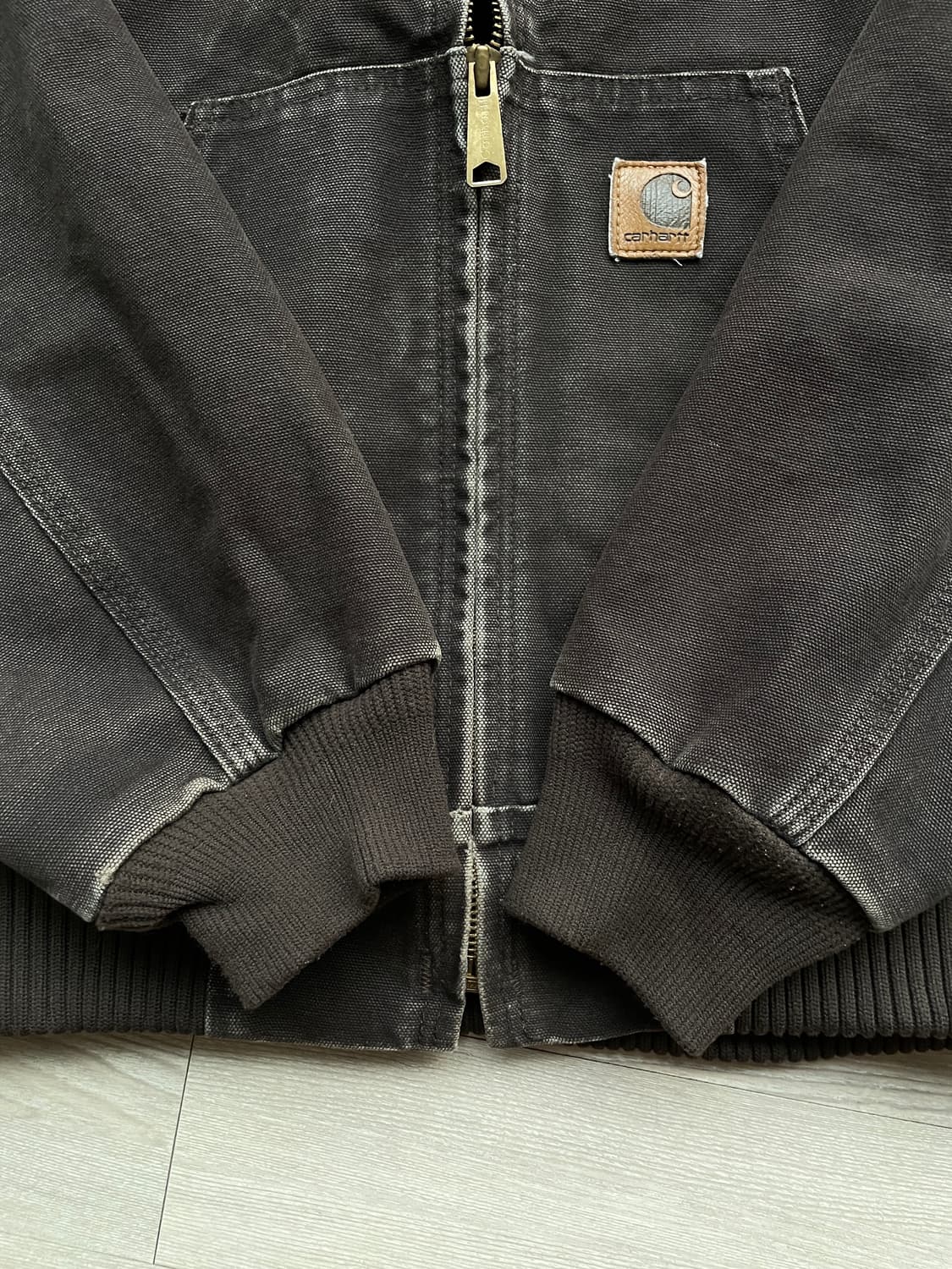 칼하트 J168 DKB 다크브라운 액티브 자켓 샌드스톤 상품이미지7