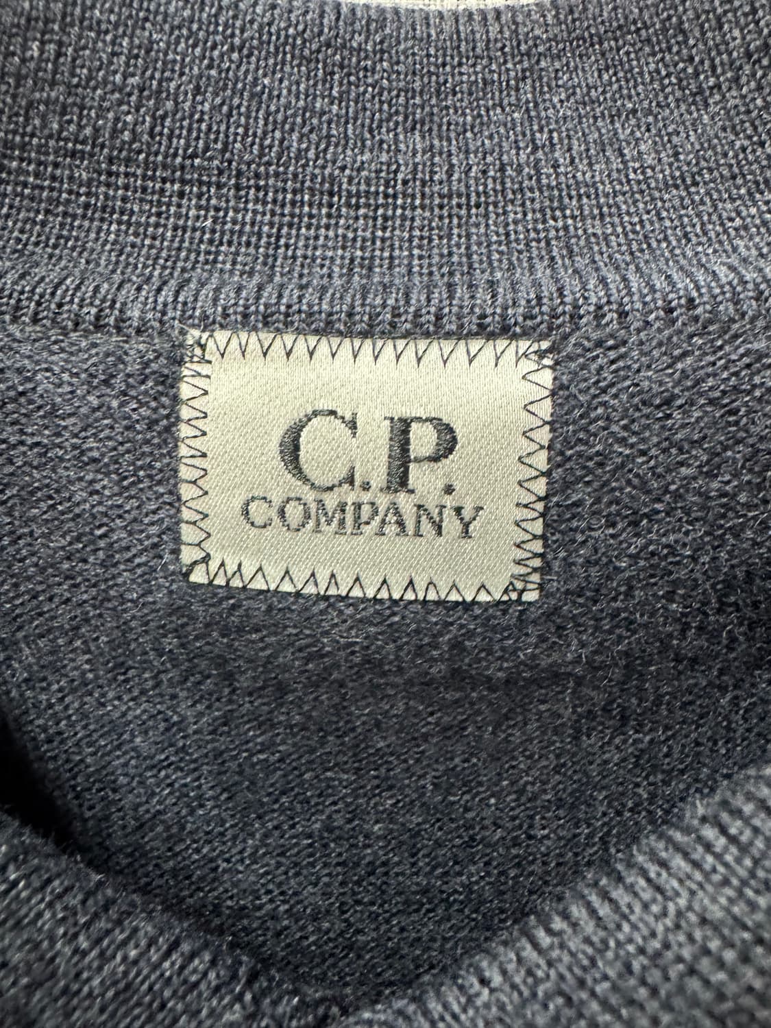 C.P컴퍼니 로보자수 니트 카라 가디건 M~L(남여공용) 상품이미지7