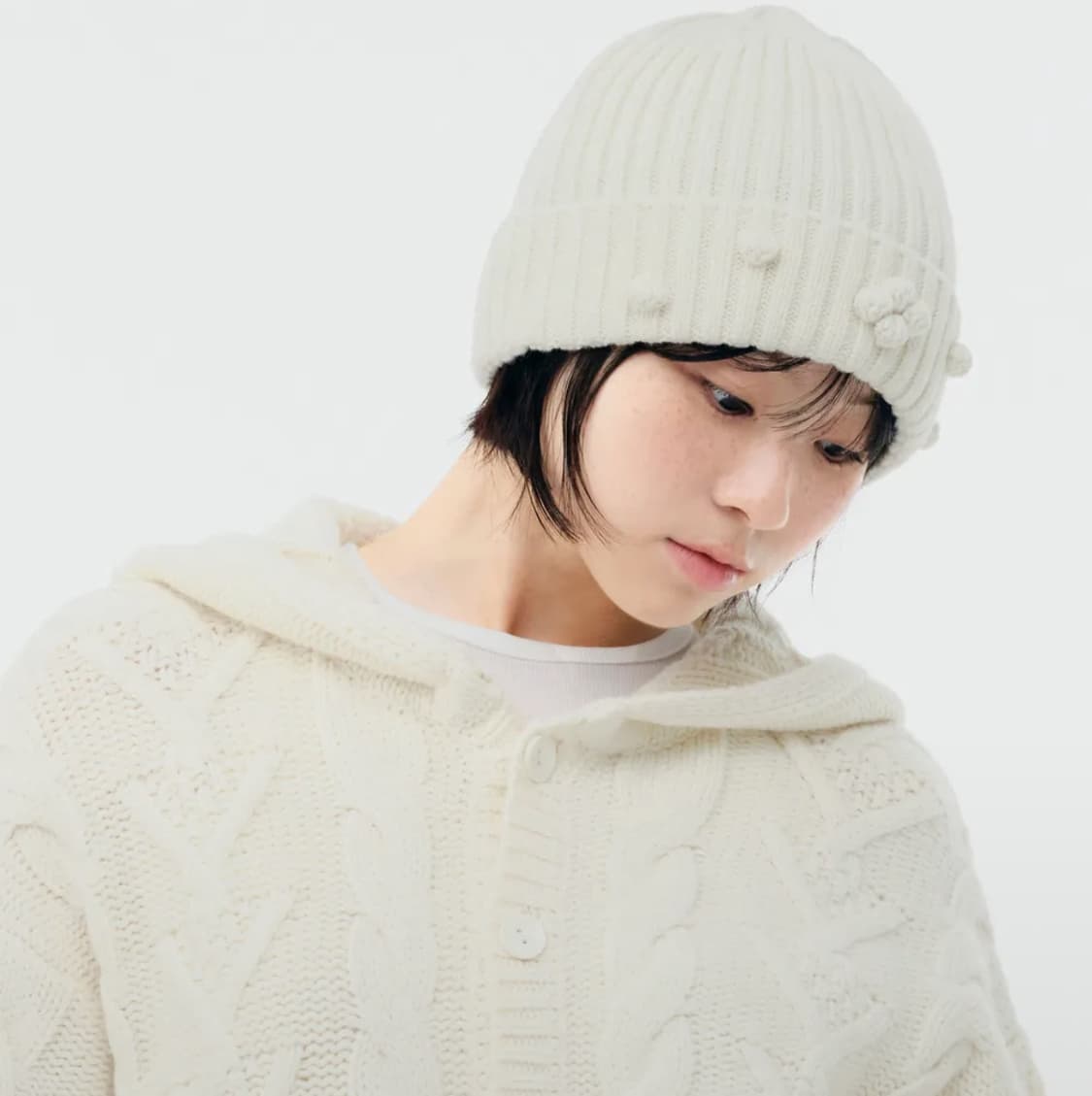 뚜오미오 폼폼 비니 상품이미지1