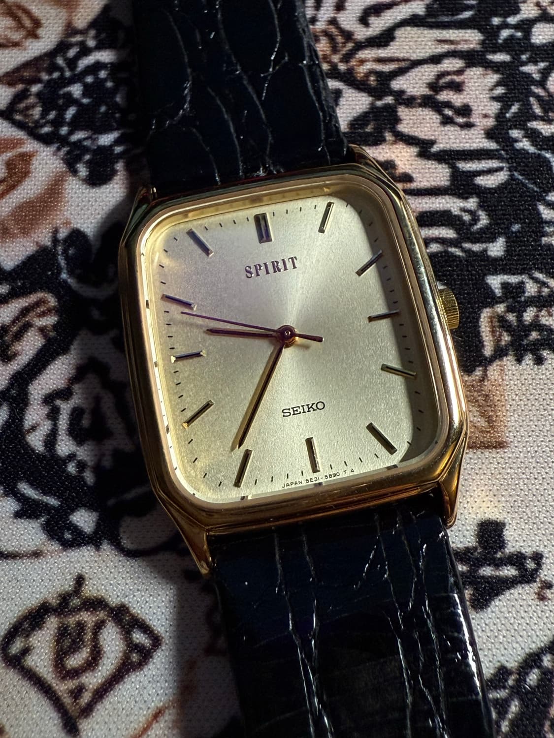 Seiko 빈티지 쿼츠 시계 상품이미지2