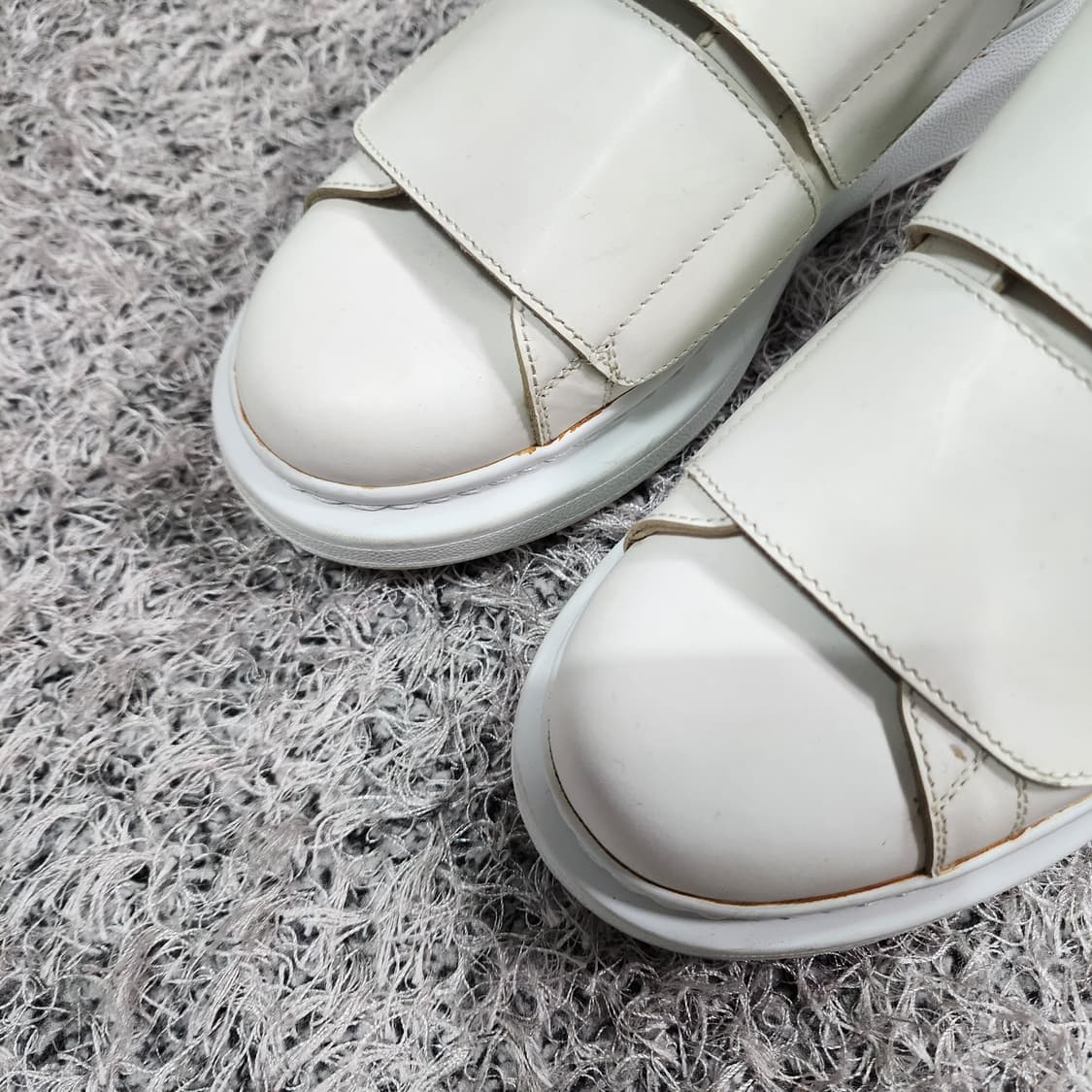 알렉산더맥퀸 스니커즈 37.5 상품이미지4