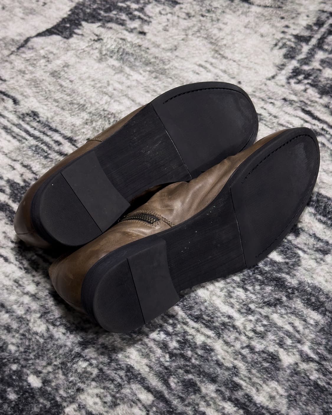 {SCHLUSSEL} Drape Side-Zip Loafer 상품이미지10