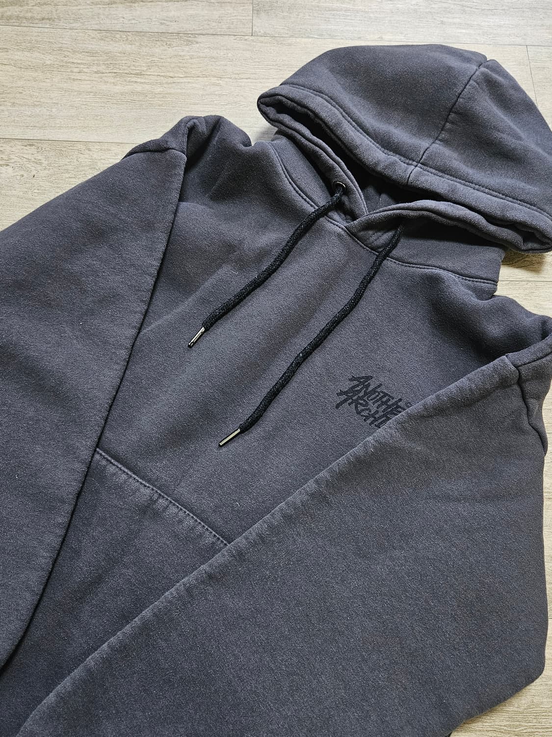 어나더아카이브 후드티 상품이미지1