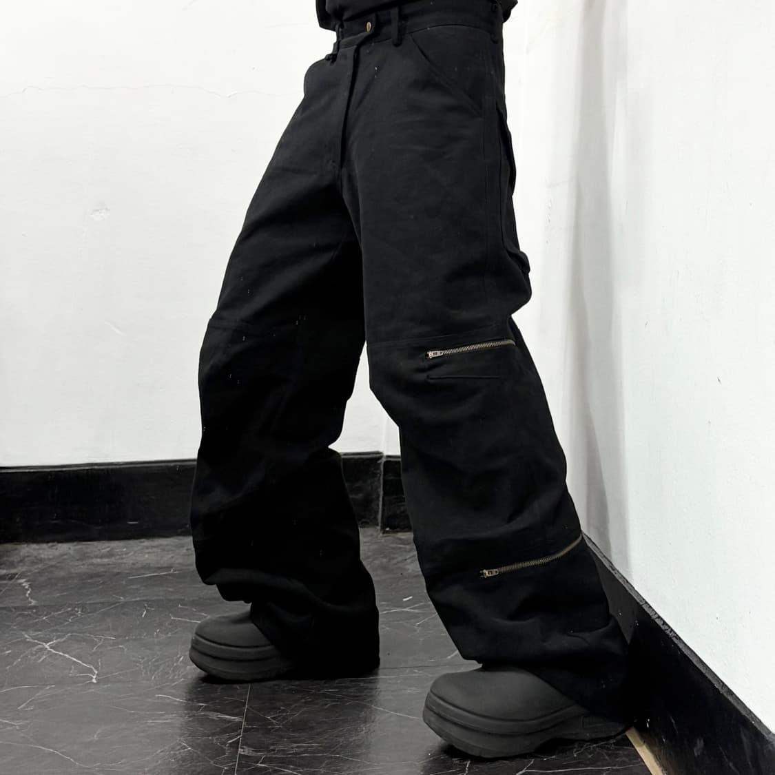 Yiyae Labor 지퍼 팬츠 상품이미지1