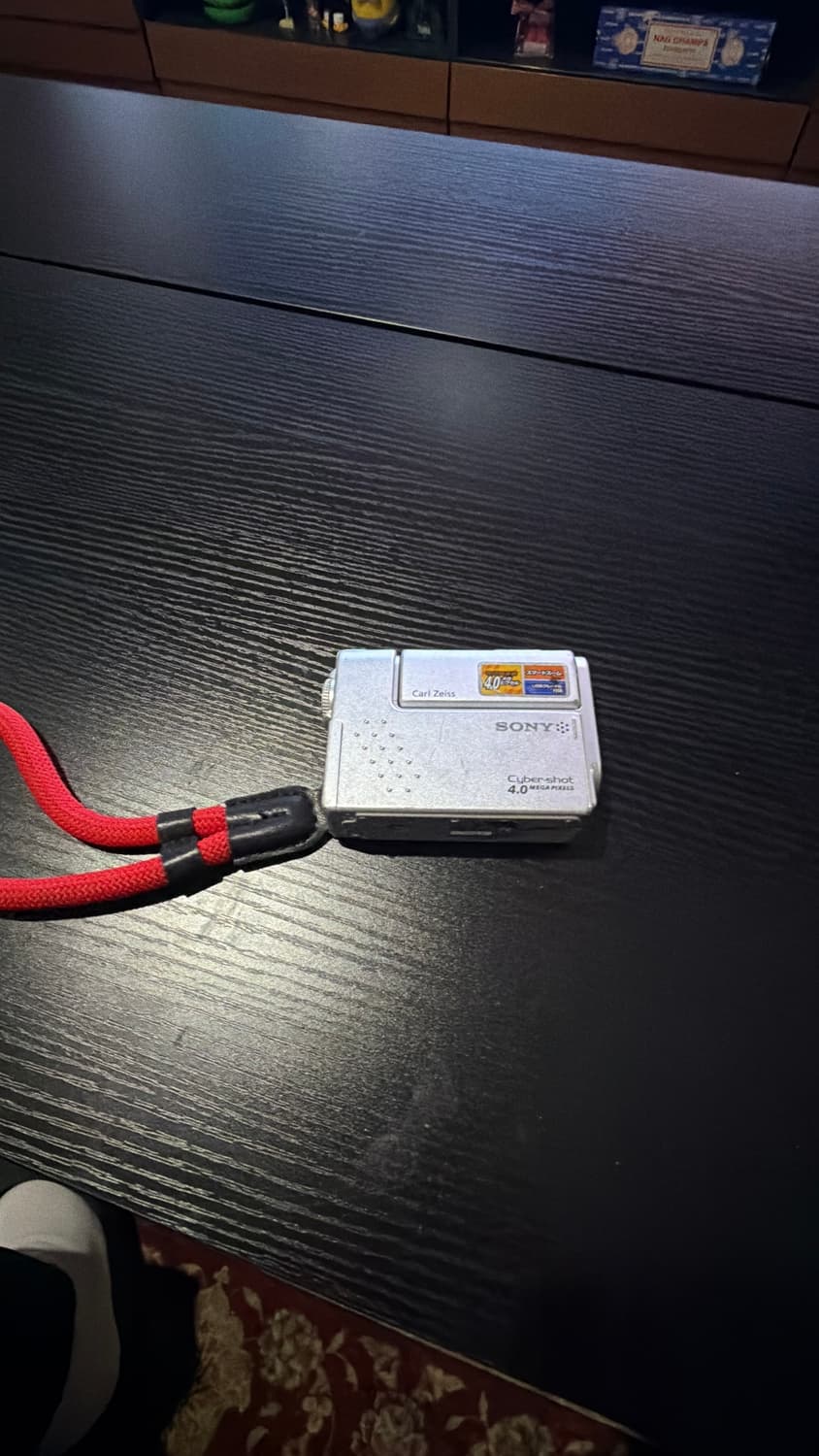 소니 샤이버샷 f-77 4.0 상품이미지1