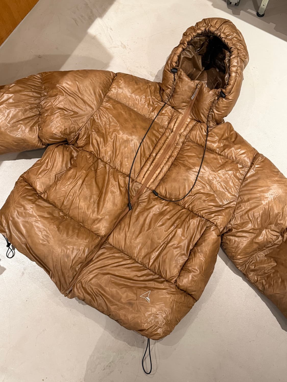 로아 하이킹 패딩 상품이미지1