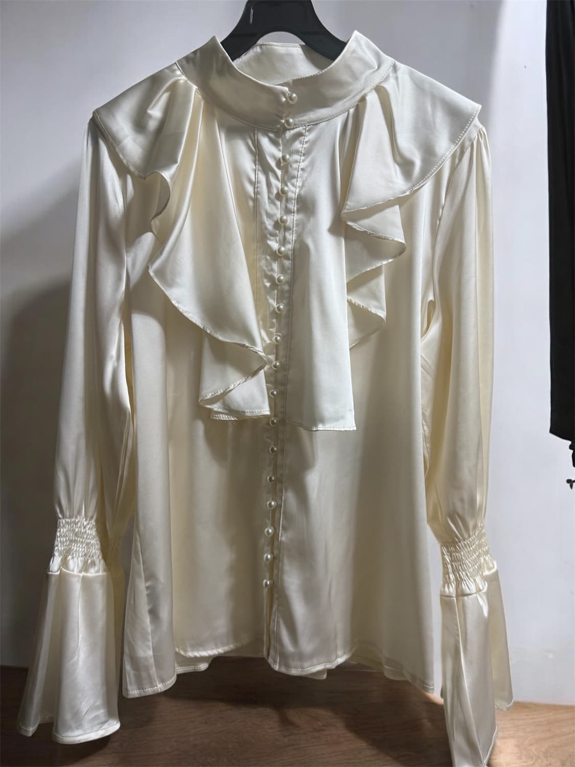 빈티지 프릴블라우스 새상품  상품이미지1