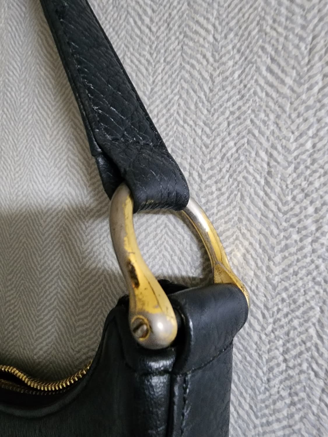 MCM 블랙 레더 숄더백 상품이미지10