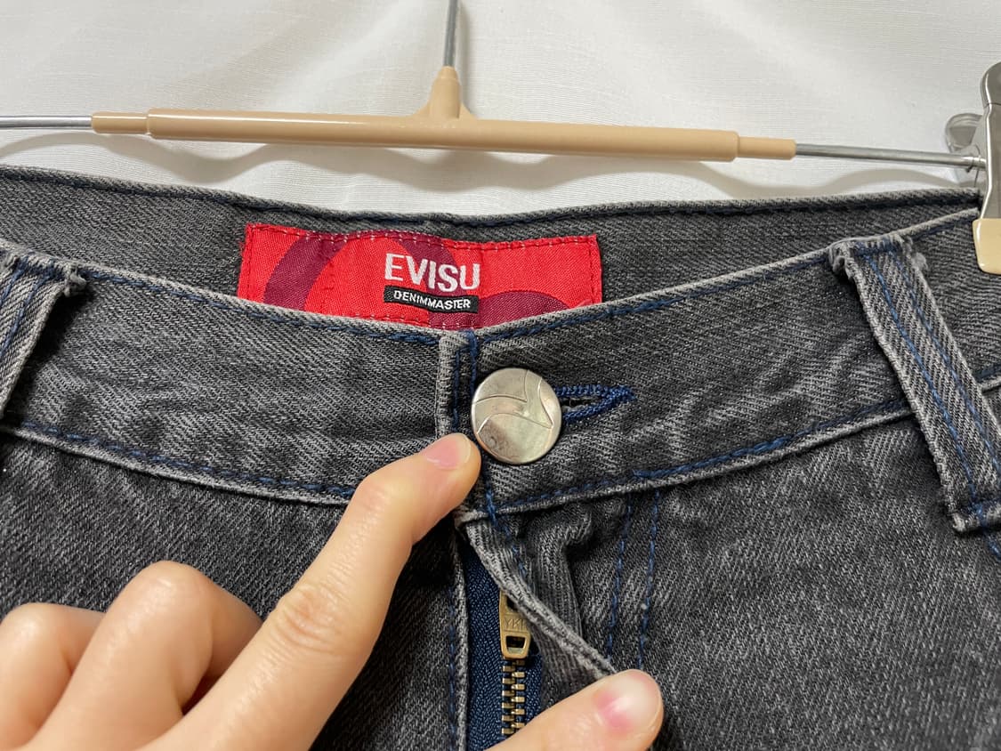 Evisu 에비수 스펠아웃 자수 크랙워싱 흑청 데님팬츠 _ 힙합 메탈 락 상품이미지6