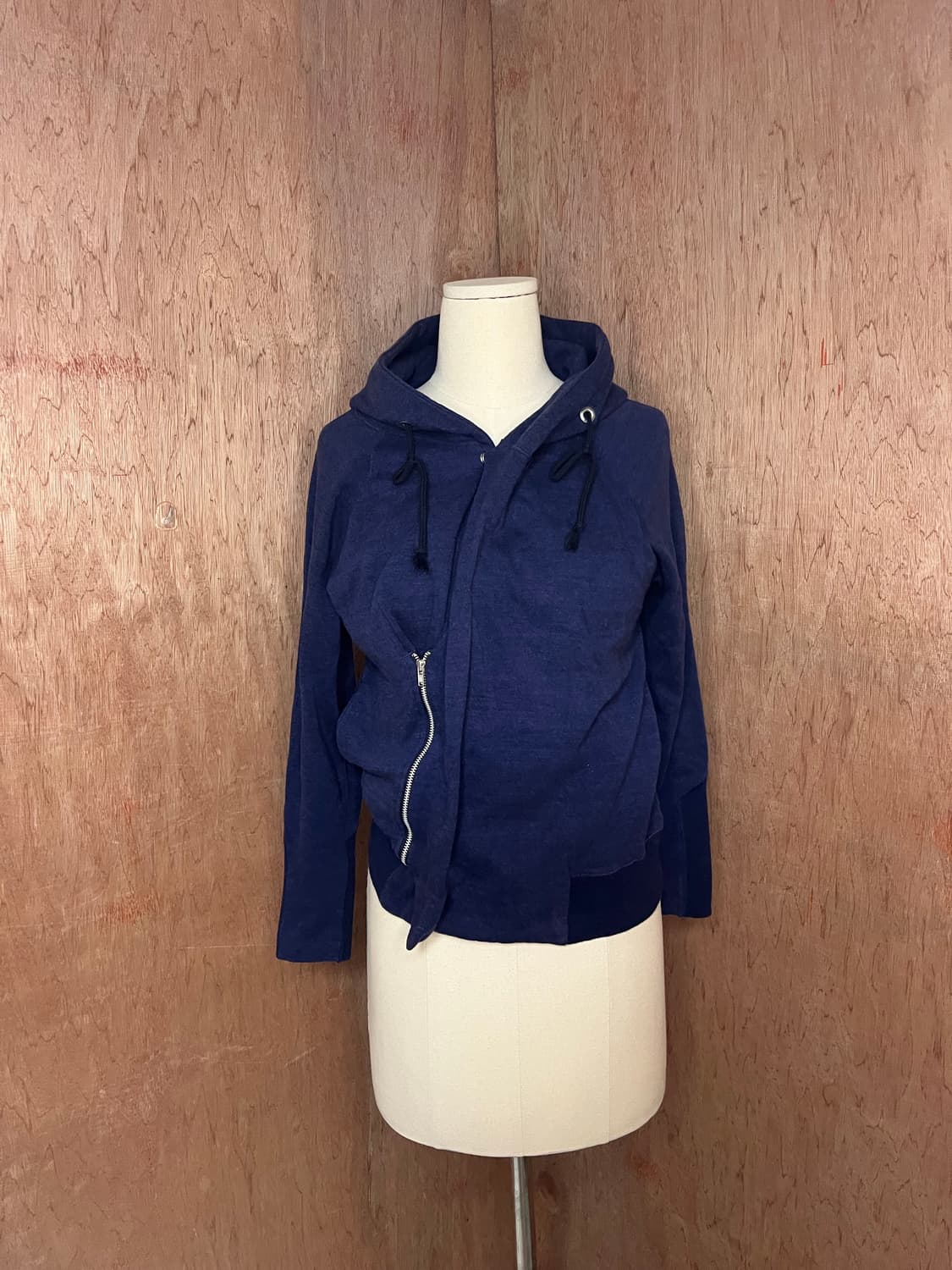 토가 풀라 언밸런스 지퍼 후디 상품이미지1