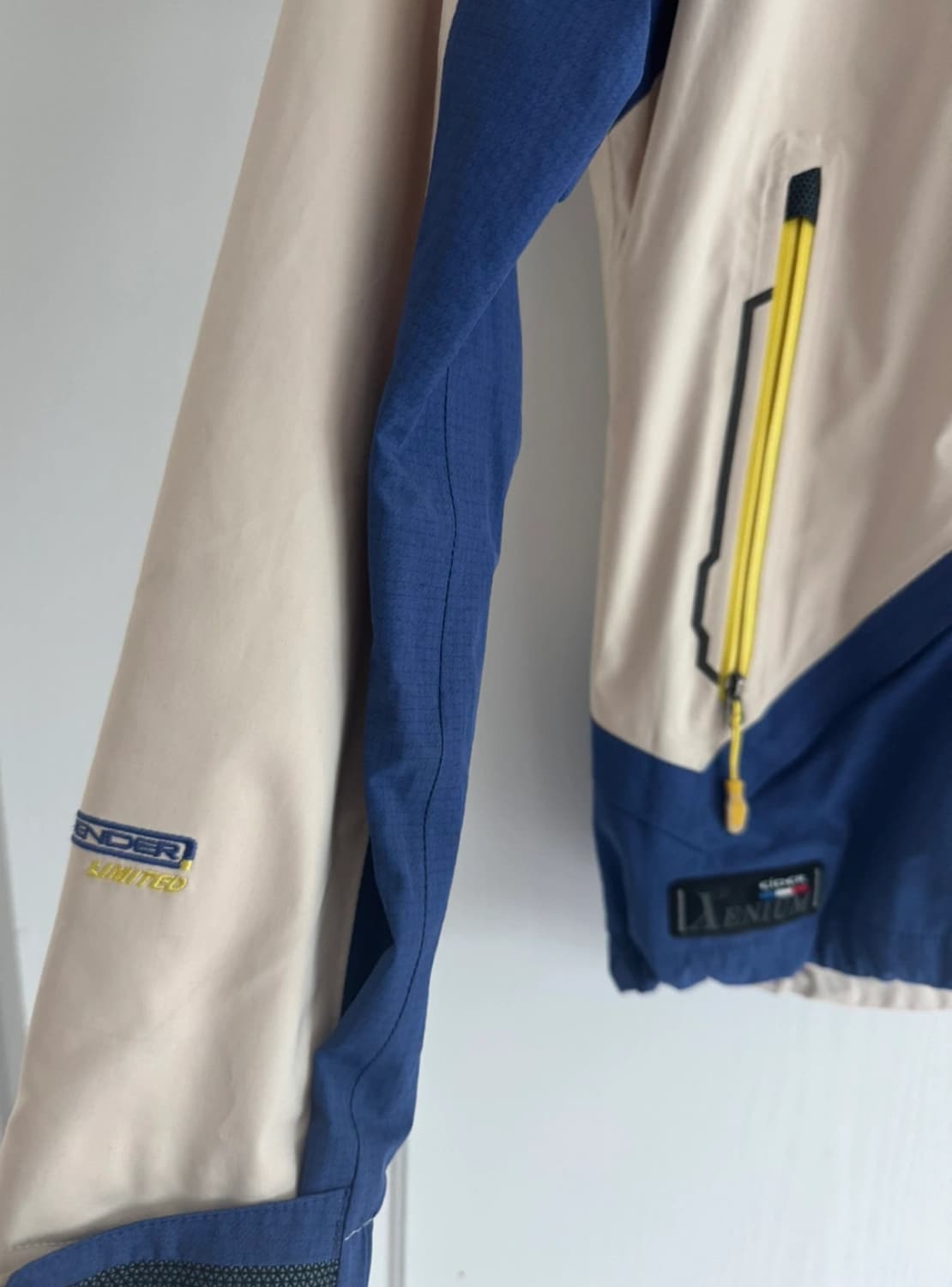 아이더 95 크림 등산 바람막이 디펜더 자켓 상품이미지6