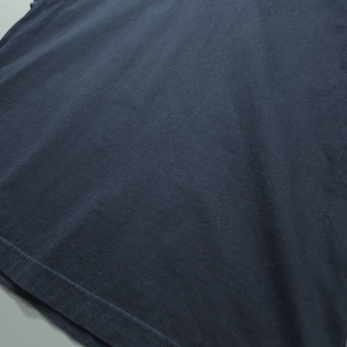 [2XL] 라코스테 블랙 그래픽 &퍼프 뱃지 매치 반팔티셔츠 상품이미지5