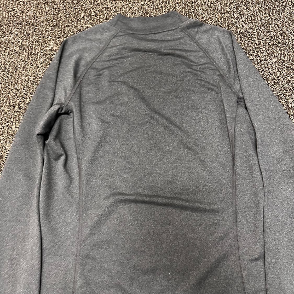 노스페이스 기능성 긴팔티셔츠 운동복 차콜 90(S) 상품이미지6