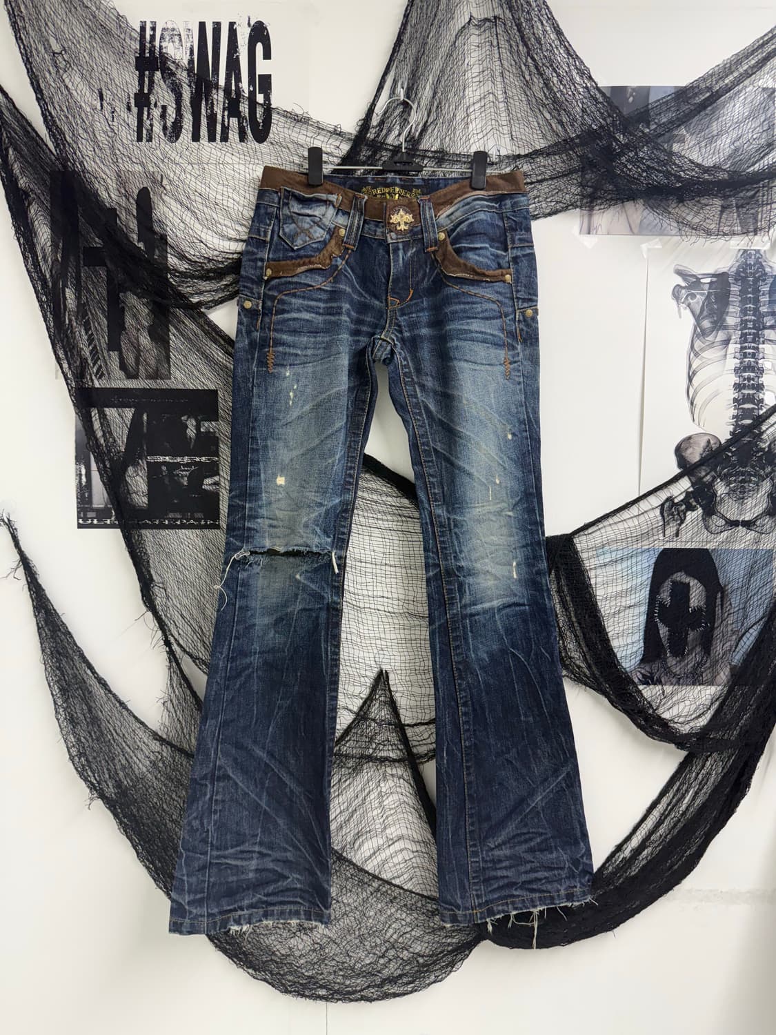 Red pepper lowrise patch detail jeans 상품이미지3