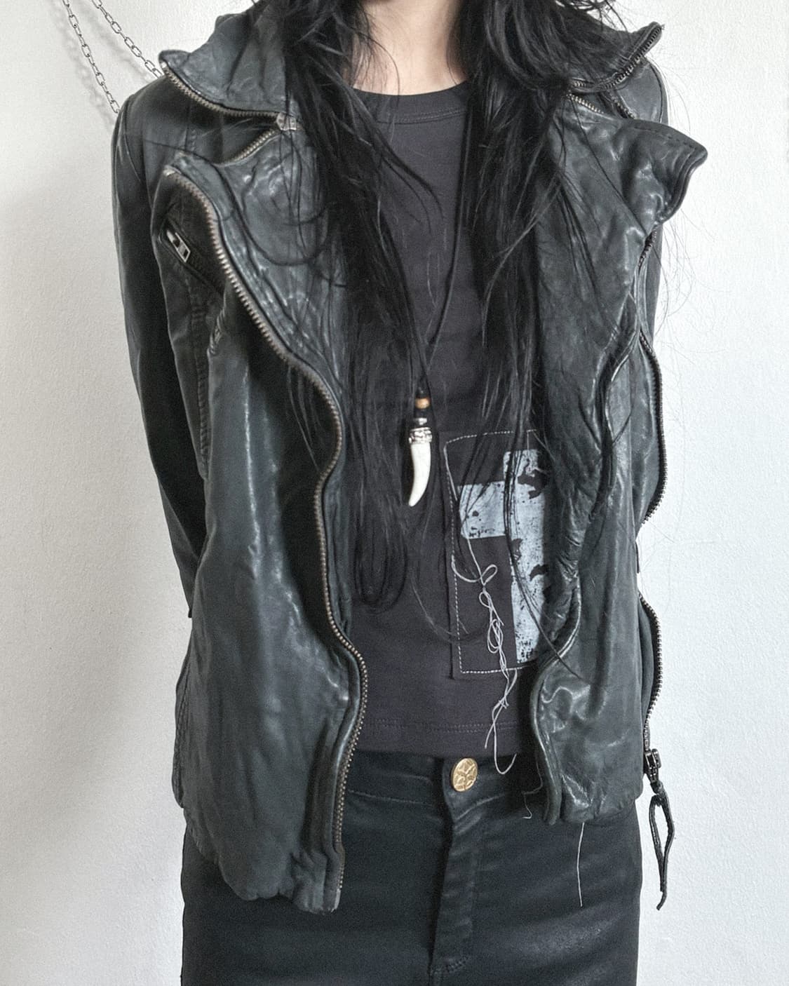 *홀드중*muubaa 아티저널 램스킨 사선지퍼 하이넥 드레이프 자켓 상품이미지2