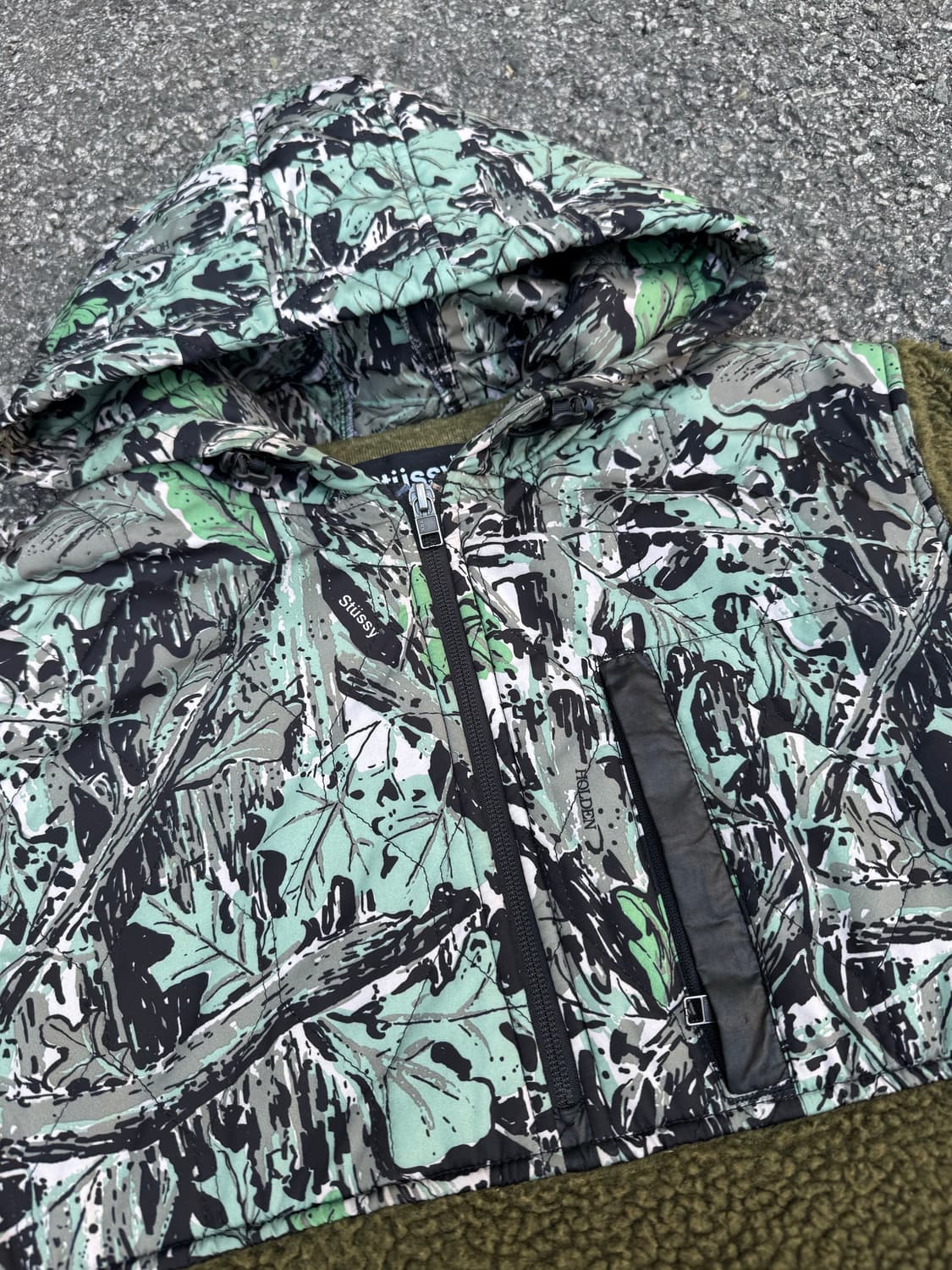 STUSSY 스투시 X 홀덴 카모 스노우 플리스 아노락 상품이미지2