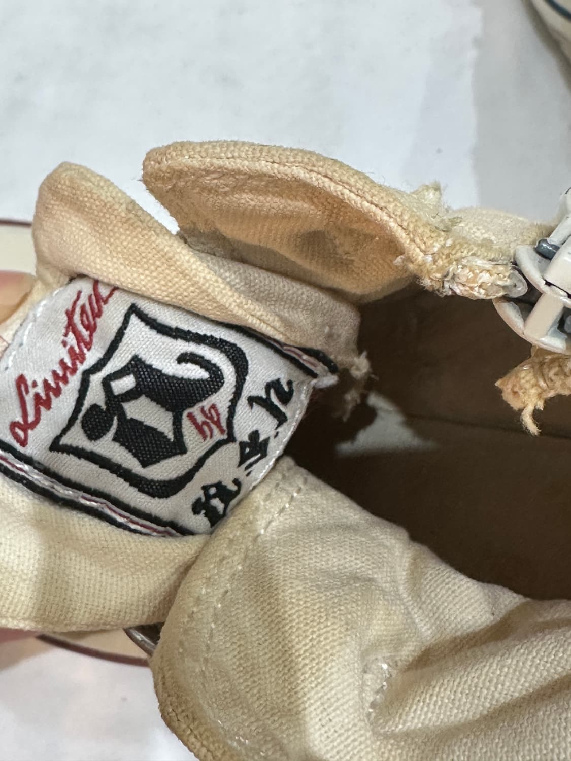 애쉬 웨지힐 220 상품이미지5